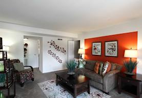 Meadow Woods Apartments Alexandria Va 22306