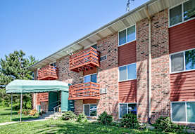 Heritage Green Apartments - Mundelein, IL 60060