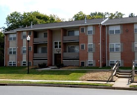 Cedar Gardens Towers Apartments Townhomes Windsor Mill Md 21244