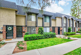 Redlands Pine Apartments