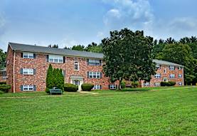 Heritage Court Apartments - Wilmington, DE 19808