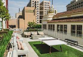 Axis Apartments Los Angeles Ca 90015
