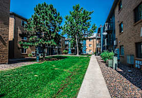 Edge at Fitzsimons Apartments - Aurora, CO 80011