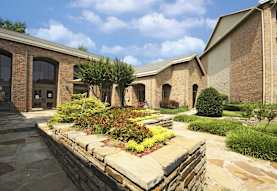 One Eton Square Apartments - Tulsa, OK 74145