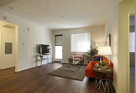 807 West Apartments - Riverside, CA 92507