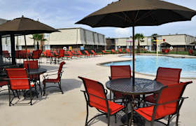 Emerald Pointe Apartments Harvey La 70058