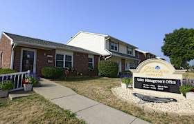 Three Fountains West Cooperative Apartments Indianapolis