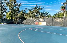 Oxford Manor - FL Apartments - Gainesville, FL 32608
