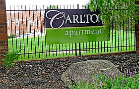 Carlton Apartments Indianapolis In 46268