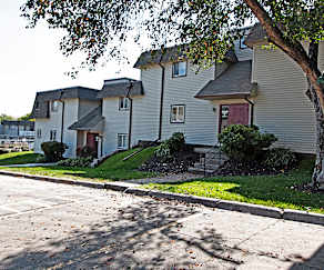Citadel Apartments And Townhomes Omaha Ne 68127