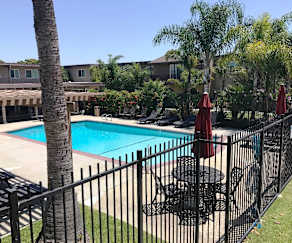 Emerald Cove Apartments Huntington Beach Ca 92648