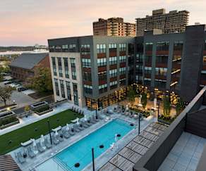 The Bradley Apartments Alexandria Va 22314