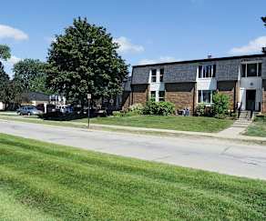 Village Green Of Southgate Apartments Southgate Mi 48195