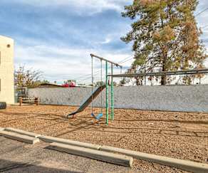 Sundowner Apartments Phoenix Az 85015