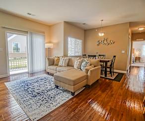 Varsity Apartments Wichita Ks 67208