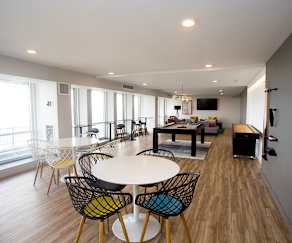 Apartments Under 1500 In Chicago Il Apartmentguide Com