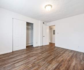 Highland Woods Apartments Atlanta Ga 30349