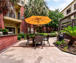 Newcastle At Towne Plaza Apartments Houston Tx 77027