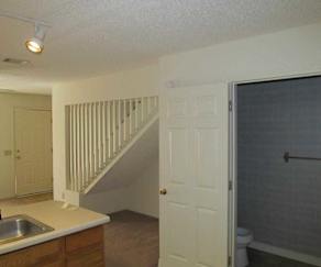 Wellington Arms Apartments Pensacola Fl 32506