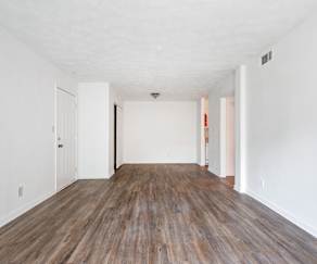 Highland Woods Apartments Atlanta Ga 30349