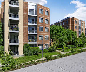Park At Pentagon Row Apartments Arlington Va 22202