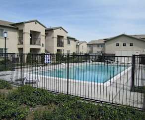 Garden Villa Apts Apartments Clovis Ca 93612