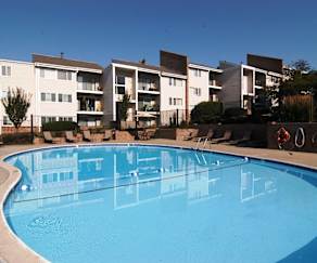 Crown Tower Apartments Omaha Ne 68104