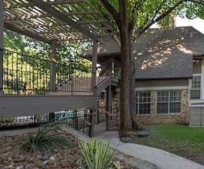 Regal Court Apartments Dallas Tx 75240
