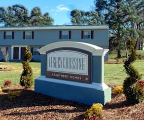 Claremont Courts Apartments Greensboro Nc 27405