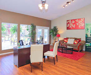 Royal Crest Apartments Tyler Tx 75703