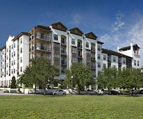 Majestic Of Downtown Baldwin Park Apartments Orlando Fl
