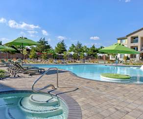 Apartments For Rent With Swimming Pool In Sparks Marina
