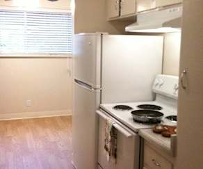 Lord Tennyson Apartments Hayward Ca 94545