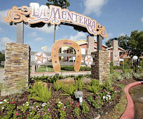 Garden Gate I Ii Apartments New Caney Tx 77357