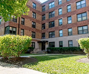Apartments for Rent with Elevator in Far North Side  