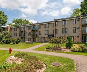 Rose 8 Estates Apartments Roseville Mn 55113