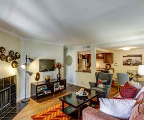 Laredo House Apartments - Aurora, CO 80011