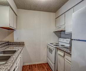 Oak Meadows Townhomes Apartments Commerce Tx 75428