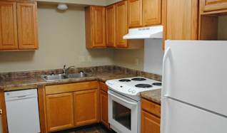 Faronia Square Townhomes Apartments Memphis Tn 38116
