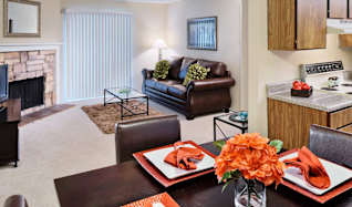 The Rochester Apartments Arlington Tx 76006