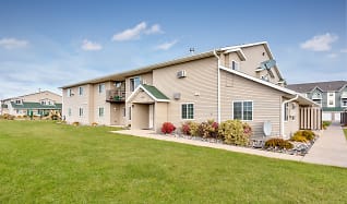 Windwood Townhomes Apartments - Fargo, ND 58104