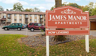 Village Plaza West Apartments Circle Pines Mn 55014