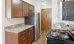 Village Plaza West Apartments Circle Pines Mn 55014