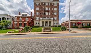 Wesleyan Gardens Apartment Homes Macon Ga 31204
