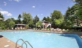 Briar Glen Village Apartments Waltham Ma 02451
