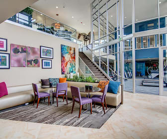 building lobby with an outdoor living space, Veranda Highpointe