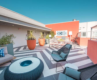 view of terrace featuring an outdoor living space, nVe