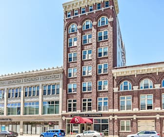 Lofts For Rent In Fifth Ward Milwaukee Wi Apartmentguide Com [ 280 x 336 Pixel ]