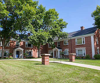Apartments Under $1100 in Milwaukee WI ApartmentGuide com