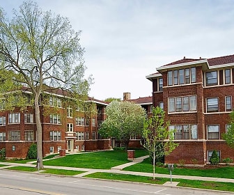 Oak Park Apartments, City Colleges of Chicago  Wilbur Wright College, IL